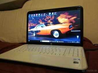 HP 15,6,256 GB SSD,8 GB ram,AMD 7600M,W11PRO - 7