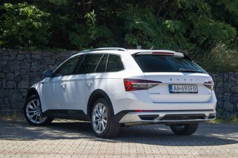 Škoda Superb Combi 2.0 TDI SCR Scout 4x4 DSG - 7