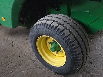 Predáme lis John Deere F 440 M - 7