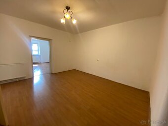 Čiastočne zrekonštruovaný starší rodinný dom v Andovciach - 7