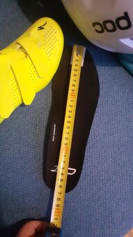 TRETRY SPECIALIZED veľ. 8/42. - 7