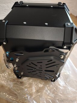 Kufor na motocykel Topcase + platňa - 7