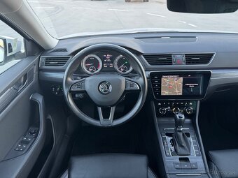 ŠKODA SUPERB 2,0TDI ELEGANCE PREMIUM / MATRIX / AMBIENT - 7
