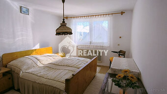 Na predaj priestranný rodinný dom s garážou v Považskej Tep - 7