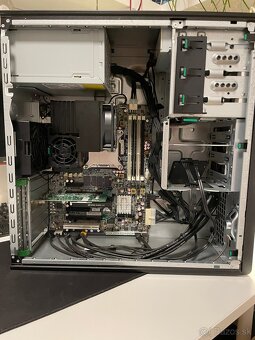 HP Z420 Workstation / 8 Jadier / 16 Vlákien / 16 Gb RAM - 7