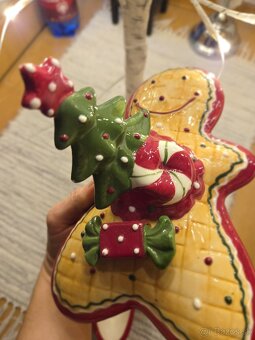 Krásna keramická vianočná dóza - 7