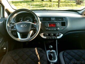 Kia Rio - 7