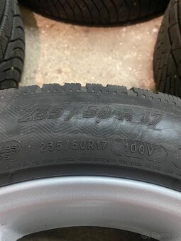 Ford sada R17 - 7