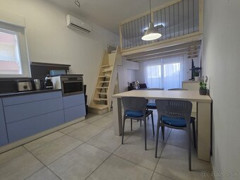 Chorvátsko, 1-izbový apartmán len 100 m od pláže pri Splite - 7