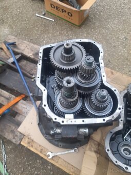 Komatsu wb 97s2 r5 wb93r5 - 7