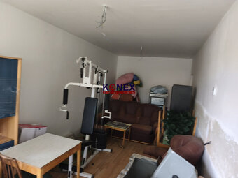 Dvojpodlažný priestranný dom na predaj - Sobrance – Komárovc - 7