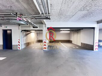 Exkluzívna garáž s vlastným vstupom a bránou HÖRMANN – jedin - 7