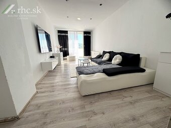 2-IZBOVÝ BYT V TICHEJ LOKALITE V CENTRE MESTA - SOV. HRDINOV - 7