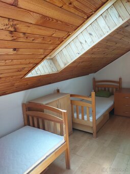 Prenájmem pekný 4 izb. podkrovný byt pri lesoparku 120m2 - 7
