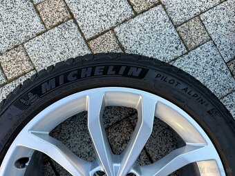 Hliníkové disky orig. Audi + zimné pneumatiky 225/45 R18 - 7