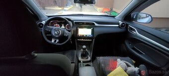 Predám SUV MG ZS 1,5 BENZÍN - 7
