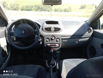 Renault Clio - 7
