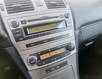 Toyota Avensis Combi 2.0l D-4D Luna - 7