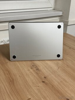 Dobrý deň Ponúkam na predaj MacBook Air m2 8GB 256GB - 7