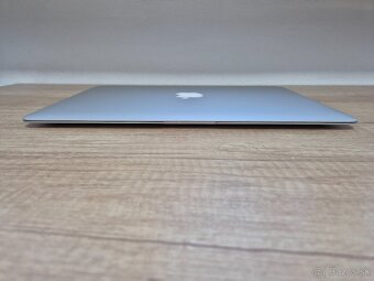 MacBook Air (13-inch, 2017) /Intel Core i5/8GB RAM/128GB SSD - 7