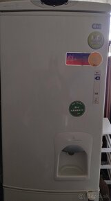 Predám kombinovanú chladničku s mrazničkou LG - 7