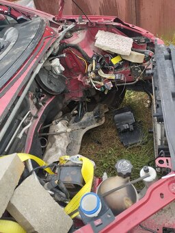 Citroen C4 na náhradné diely - 7