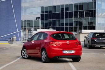 Opel Astra 1.4 Turbo 140k Enjoy - 7