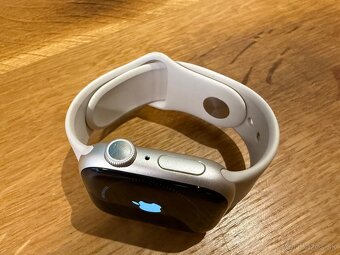 Apple Watch Series 8 41 mm Starlight - 7