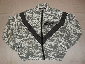 US Army IPFU/APFU, armádní sportovní oblečení - 7