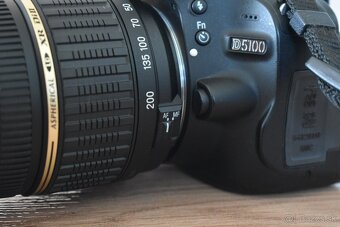Nikon d5100 s AF objektivom 18 - 200 macro - 12tisic cvak. - 7