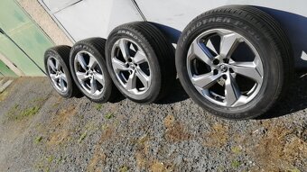 18" 5x114,3 7x18 et35 alu disky Originál Toyota RAV4 5.gen - 7