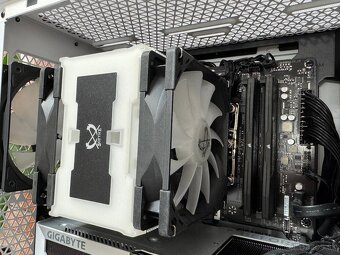 i7 13700K\32GB\RTX 4070Ti\SSD\1000W Zdroj - 7