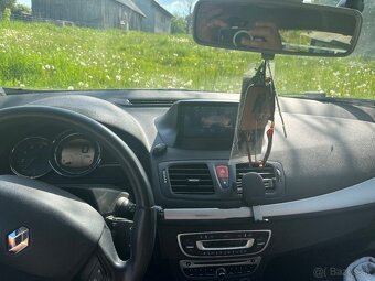 Renault Mégane III coupe - 7