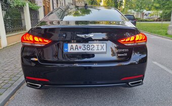 Hyundai Genesis 3.8 V6 4x4 - 7