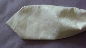 Svadobné vázy, svietniky, dáždniky, kvet do vlasov a kravata - 7