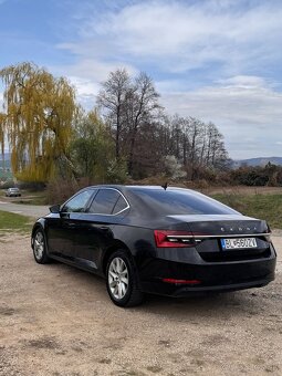Škoda Superb 2020 2.0 TDi - 7