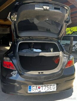 Opel astra H GTC - 7