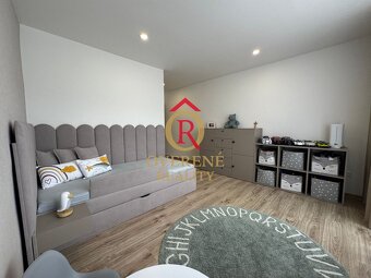 NA PREDAJ : Luxusný, kompletne zariadený rodinný dom – Ivach - 7