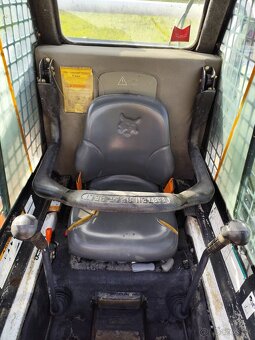 Šmykom riadený nakladač Bobcat S185. ŠPZ. - 7