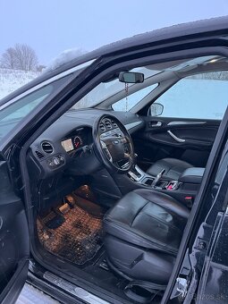 Ford S-Max - 7