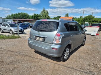 Toyota corolla verso - 7