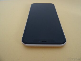 iPhone 11 64GB WHITE - ZÁRUKA 1 ROK - 100% BATERIA - 7