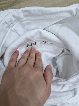 NOVA Guess biela smotanova a biela teplakova suprava - 7
