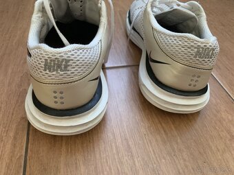 Pánske tenisky Nike, veľkosť 45 - 7