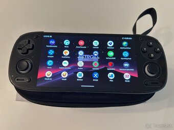 Retroid Pocket 5 + príslušenstvo - 7