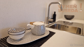 VYMEŇ SUSEDA - 2. IZB. BYTU V ÚPLNOM CENTRE BRATISLAVY VET - 7