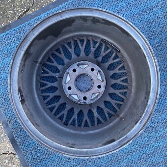 Elektróny Eta Beta Lucy 3A R15 - 7