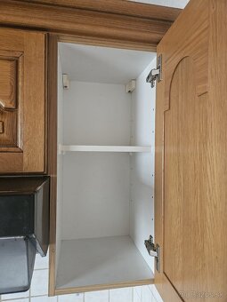 Masivní kuchyňská linka z Německa se spotřebiči - 7