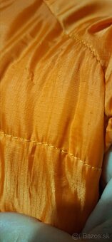 Oranžová bunda - 7