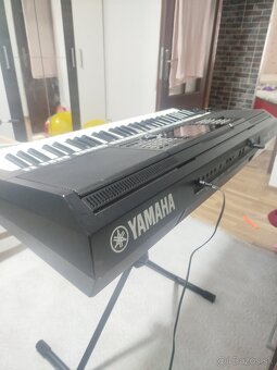 Yamaha psr s775 - 7